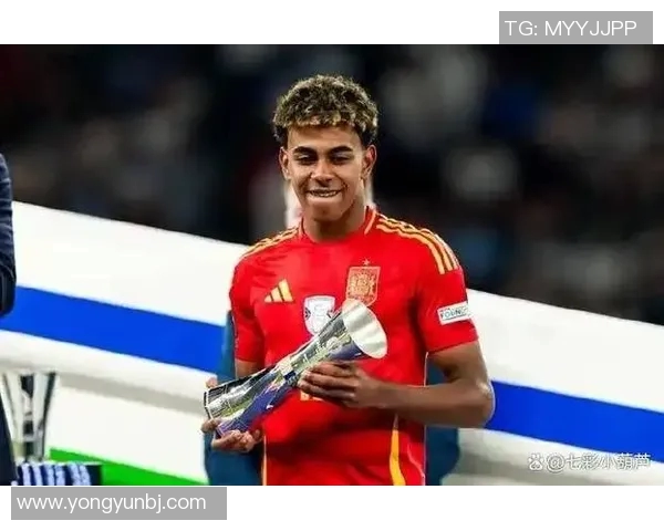 足球明星薪水与奖金揭秘:背后隐藏的财富与努力之路 足球明星薪水与奖金揭秘:背后隐藏的财富与努力之路