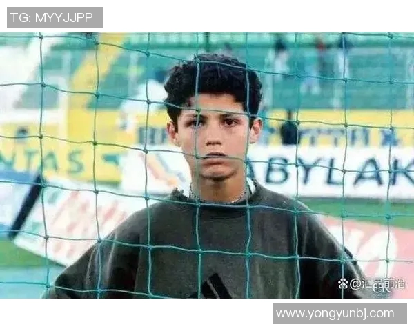 现役长发足球明星盘点谁是绿茵场上的发型潮人