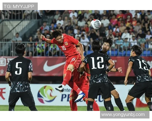 中国最喜爱的足球明星是谁他在球场上的表现如何影响了年轻球迷的热情